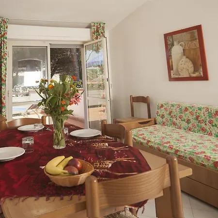 Aparthotel Airone 2*